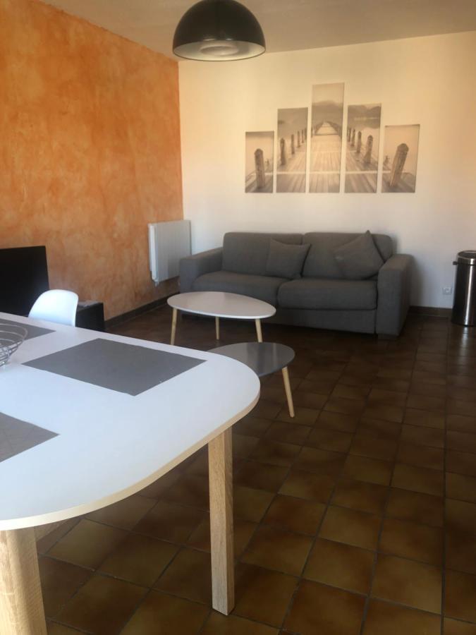 Appartement 4 Personnes Vue Mer Carqueiranne Luaran gambar