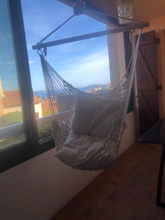 Appartement 4 Personnes Vue Mer Carqueiranne Luaran gambar
